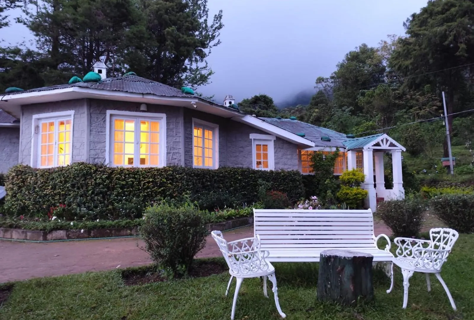 The Gundumalai Bungalow, Munnar India